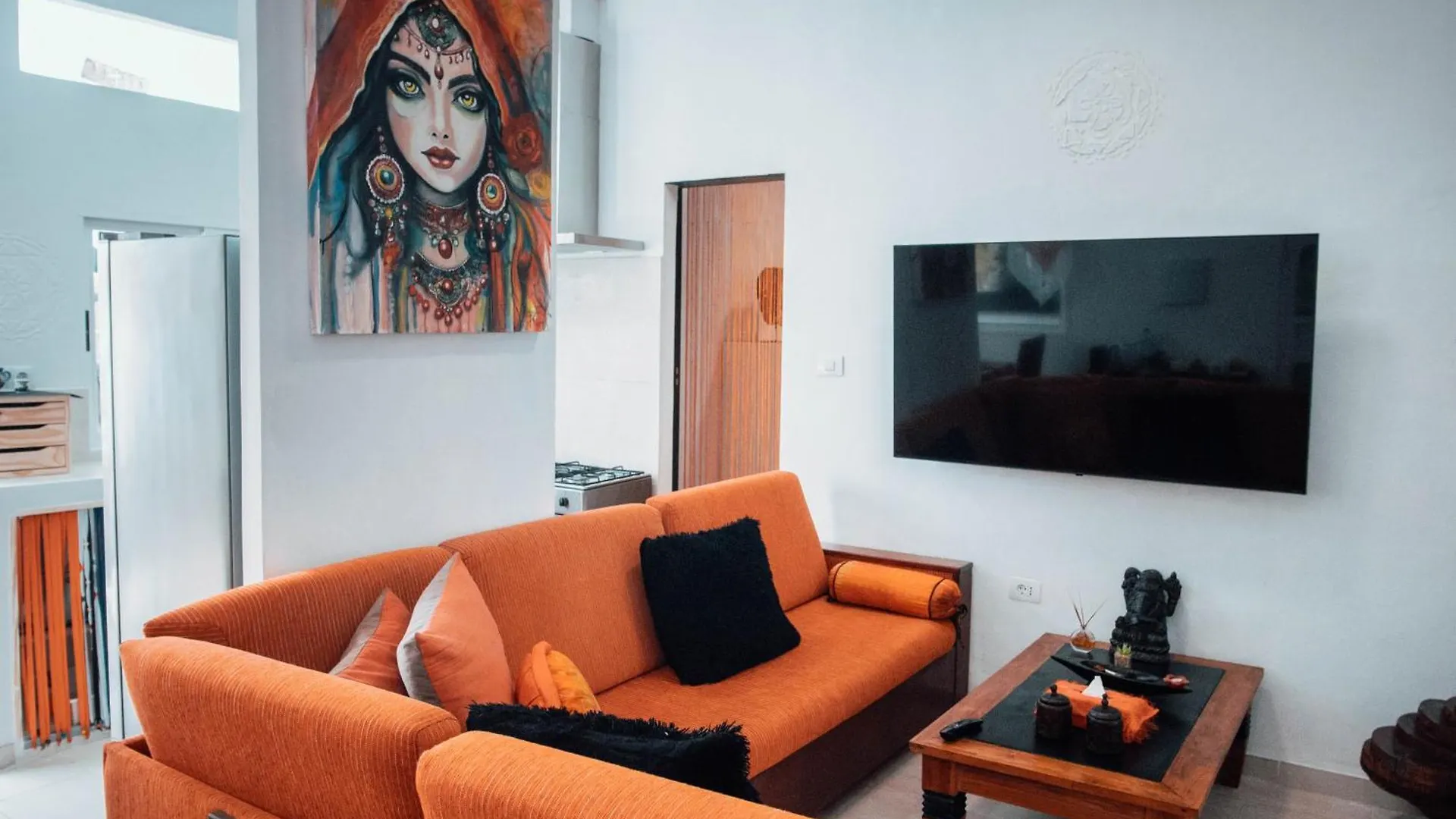 The Essence Of Jakarta Villa Arona